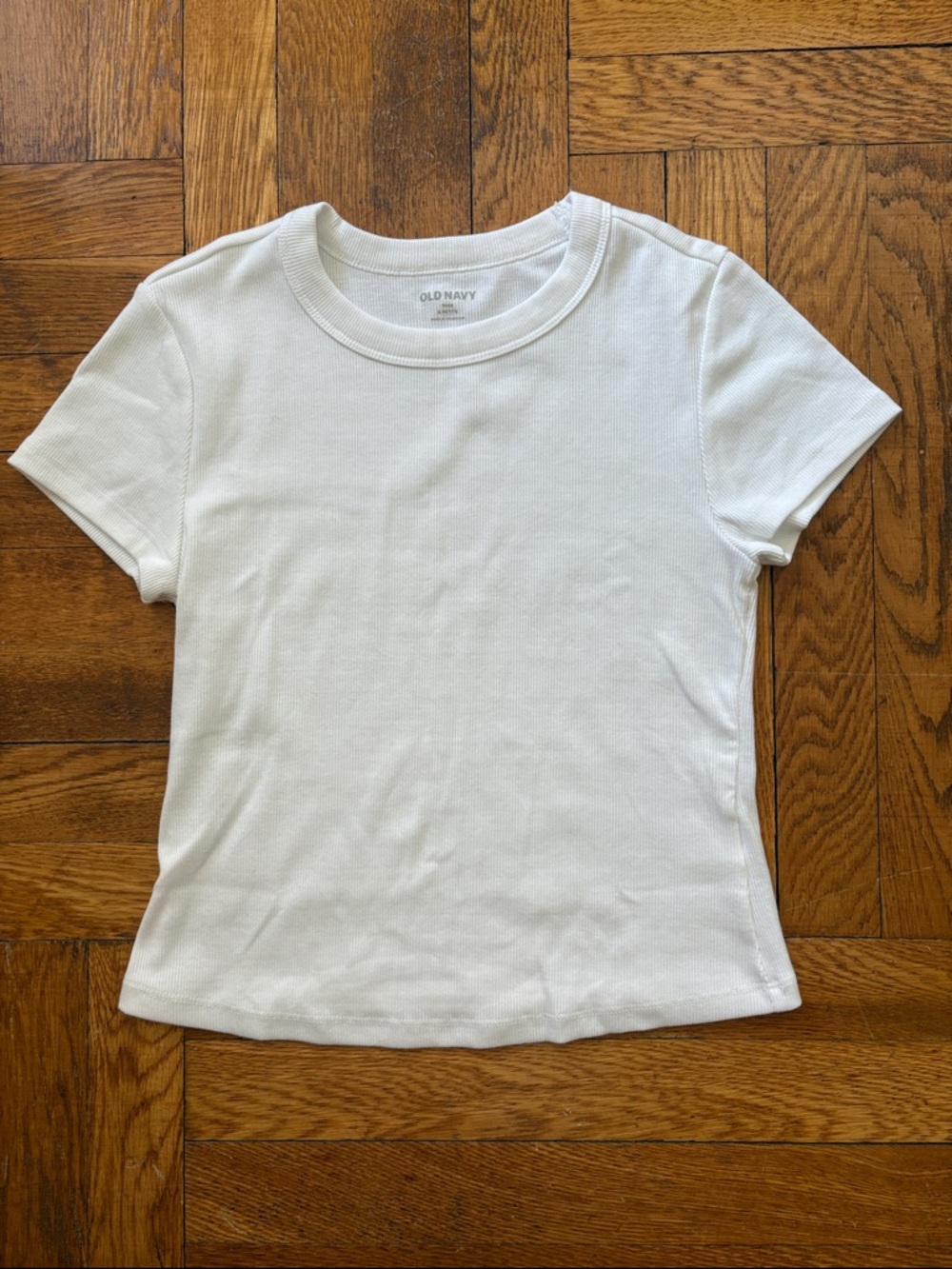 Old Navy Ribbed Snug Crop Tee Shirt Small Petite White